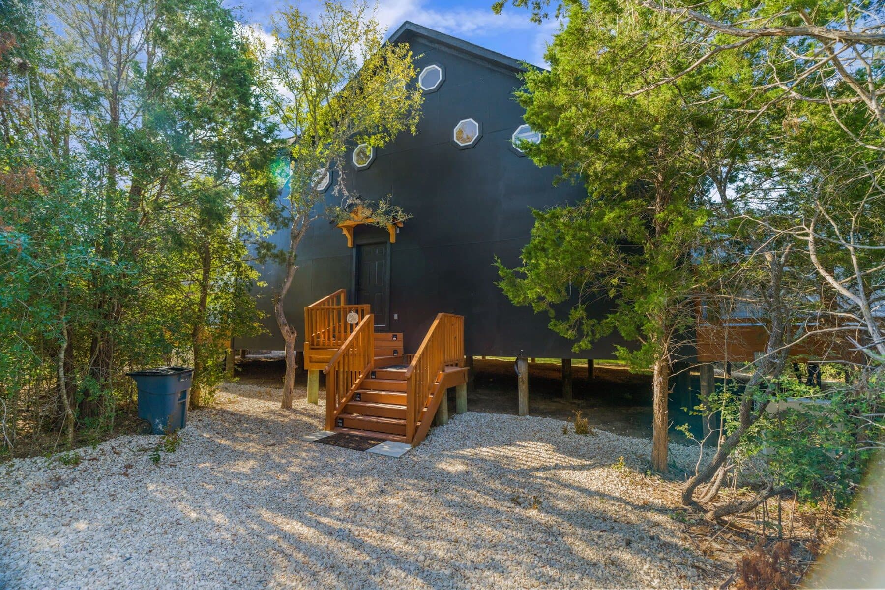 The Bird House, photo 13